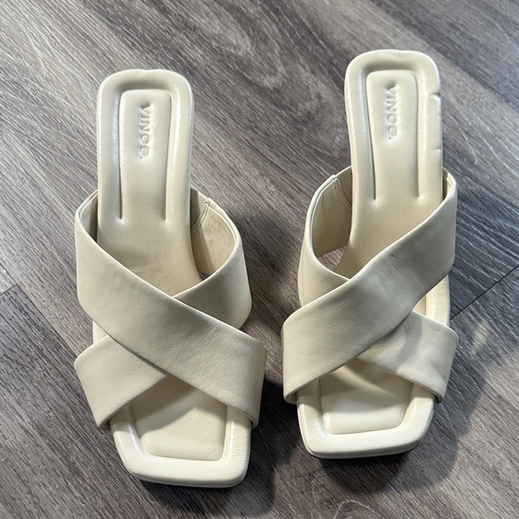 Vince Women's Cream Criss Cross-Strap Sandals Cecilia Square toe Elegant Shoes 9 - Picture 4 of 8